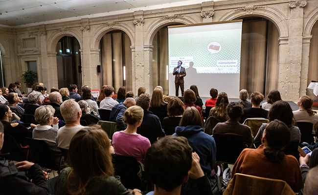 3. Berliner Antiquity Slam / EXC Topoi 2018 / Foto: Juergen Mongenroth 3. Berliner Antiquity Slam / EXC Topoi 2018 / Foto: Juergen Mongenroth